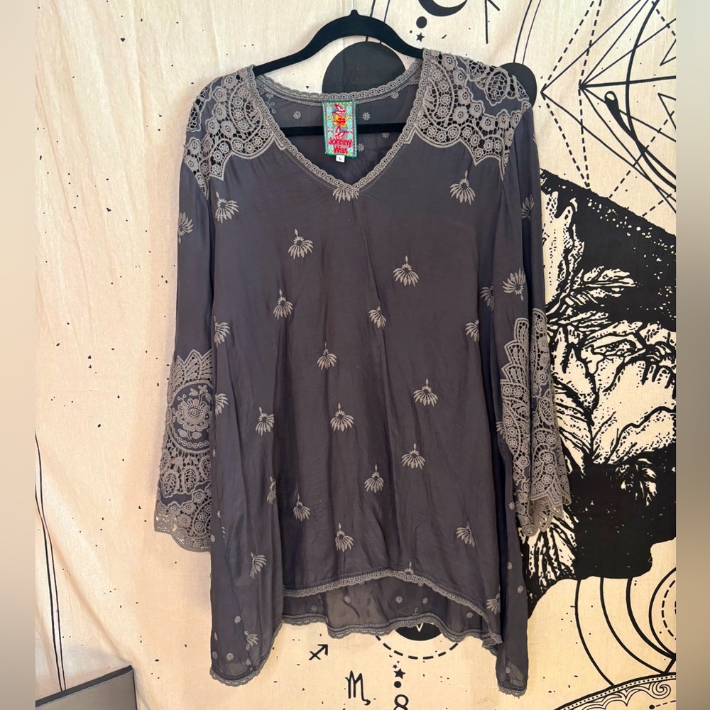 VINTAGE Johnny Was Whimsical Gothic embroidered grey blouse Large